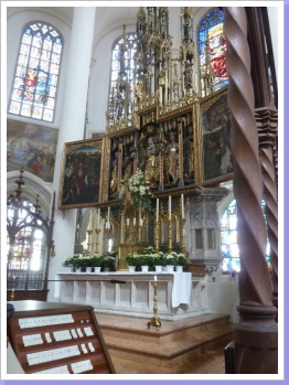 Jakobuskirche   Altar